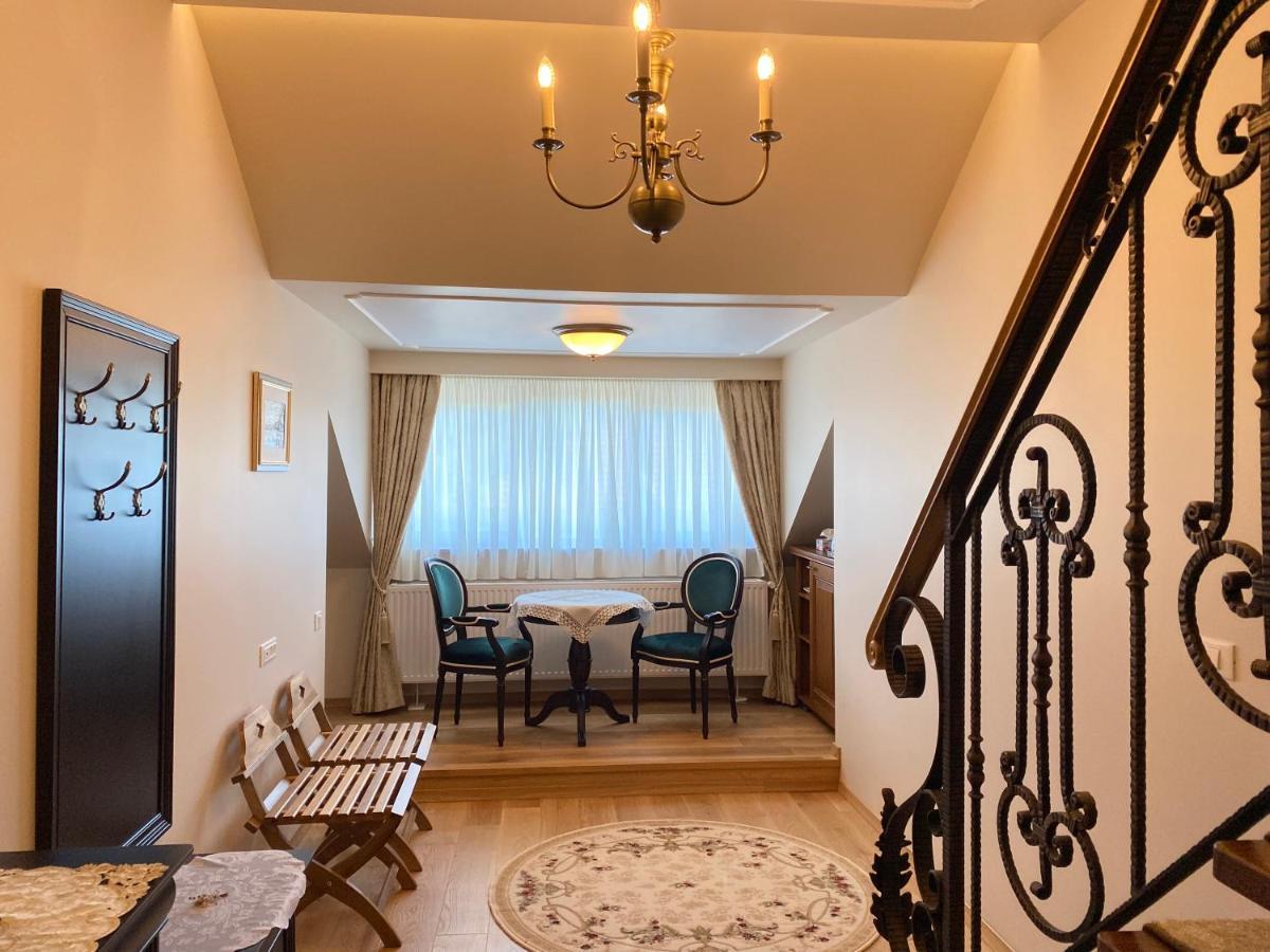 Conacul Cornu 1945 Hotel Cornu de Jos Ngoại thất bức ảnh